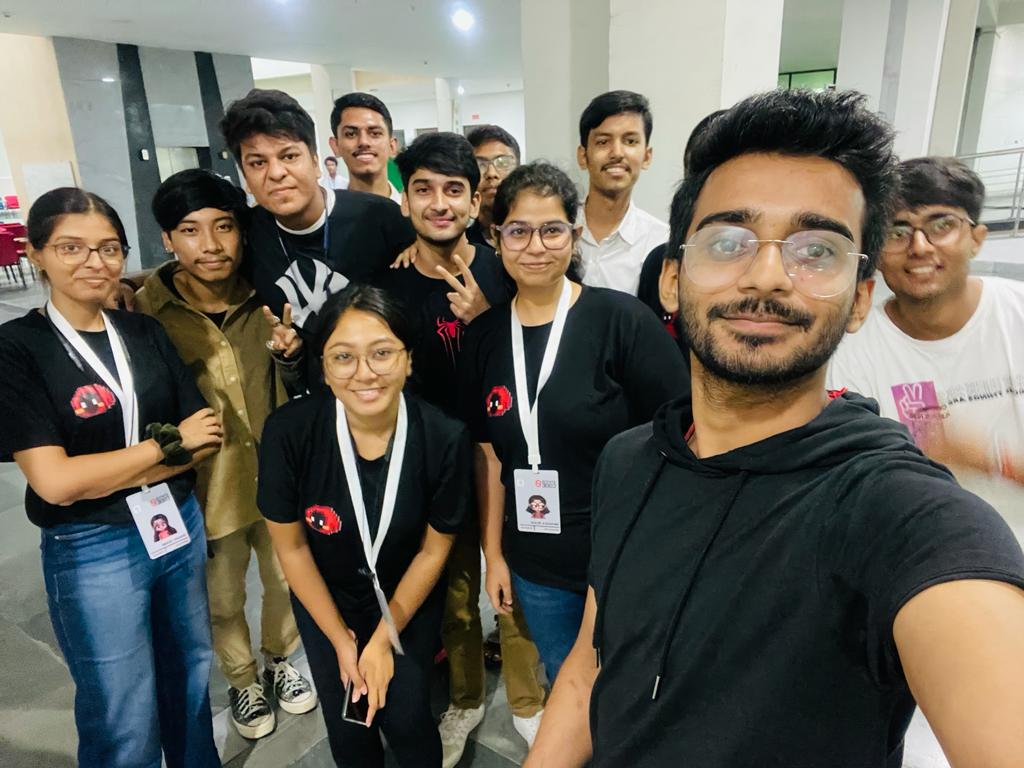 anmolmishra_14's tweet photo. A wonderful event is going with 
@AmanJai27058784 @AnkitSoni3107 @ayushhee 
@plastic96_ @ame_1525 @Ramit_d6 @AdityaArya11522 @MohitKrShaw2 @Status_Code_ 
@RiseIISER 
#StatusCode0 #iiitkalyani #hackthone https://t.co/ZkBerFX18k