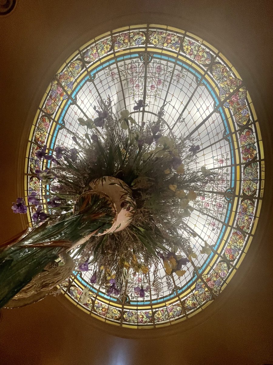 BFleurot's tweet photo. Entre la Bastille et la place des Vosges se trouve une institution , la plus ancienne Brasserie Alsacienne de Paris . Au cœur de ce joyau de style Belle Époque , Art Déco règne une élégance intemporelle 🥂😍🎨..📸B.Fleurot https://t.co/QE0h2P6fhH