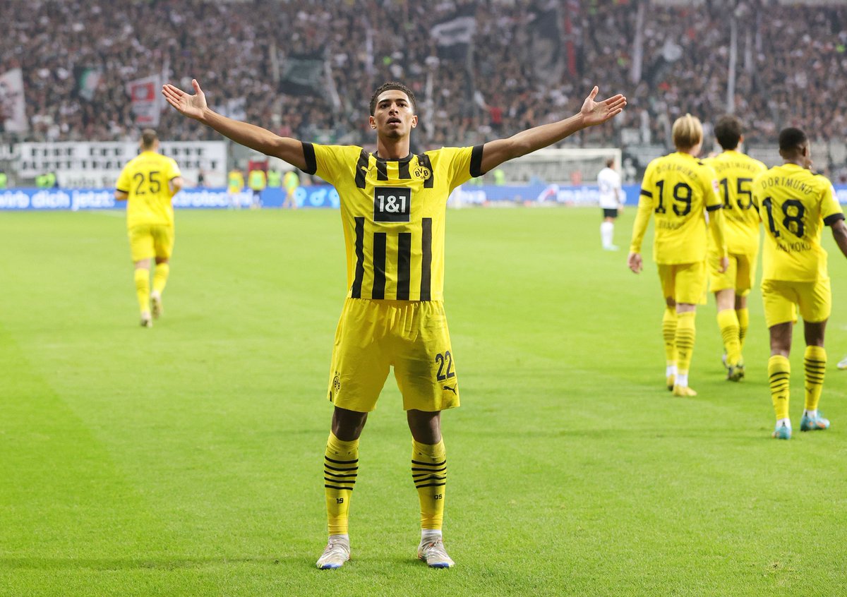 YulisRmcf's tweet photo. Lleva haciendo eso desde Borussia Dortmund, Llegó a España, le dicen que dejen hacer eso. Yo de verdad alucino. https://t.co/2GmEQfwpXM