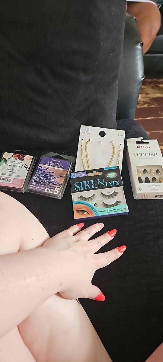 EmpressSaple's tweet photo. Did me so shopping what simp wants to pay me back to.
#femdomgoddess #emperess #submitt #paypig #paypiggieswanted #moneyslaves #findom #spoilme #cashapp $EmpressSaple https://t.co/xR3by6Bj2F