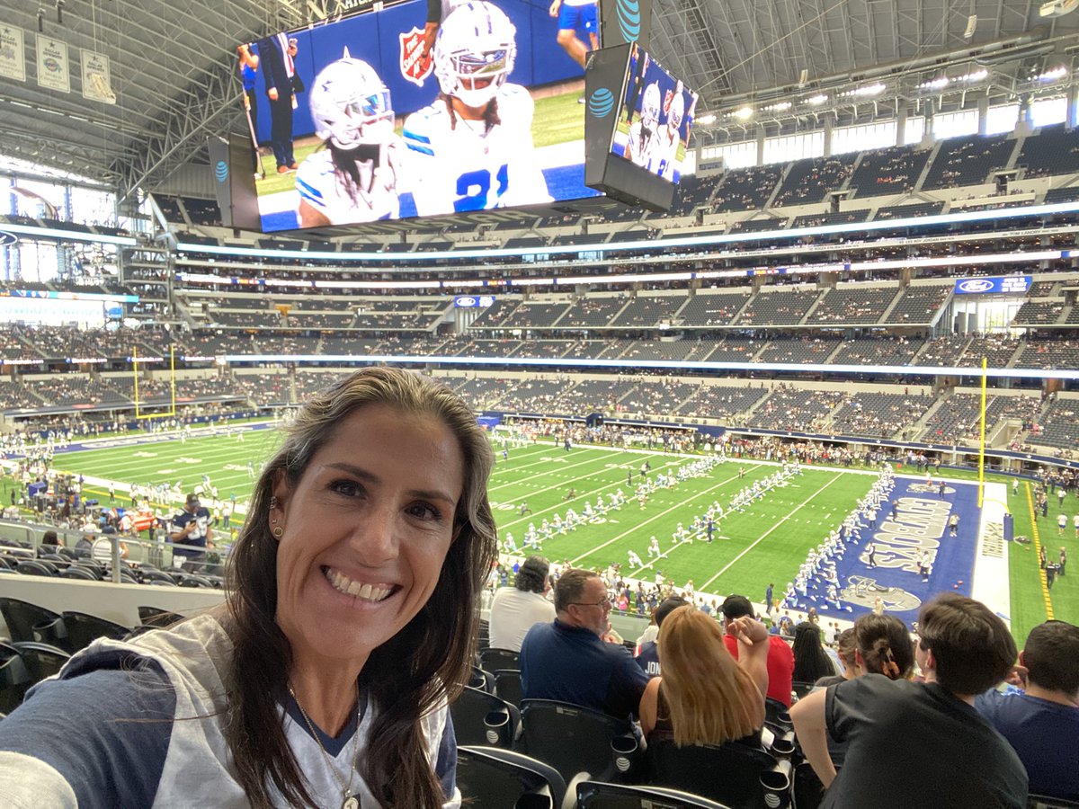 maritony72's tweet photo. #CowboysNation https://t.co/8Ojnad5tny