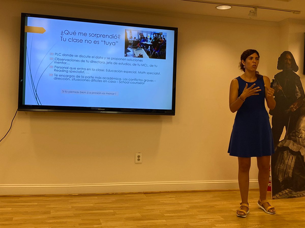 JuliaPunti's tweet photo. Today at the Spanish Embassy  presenting during the "Jornada de bienvenida", sharing my experince as an ambassador teacher for 1st year Spanish teachers. #unanuevaexperiencia @ParticipateLrng @FDESPandas @spanishembassy https://t.co/1bCAymbzdx