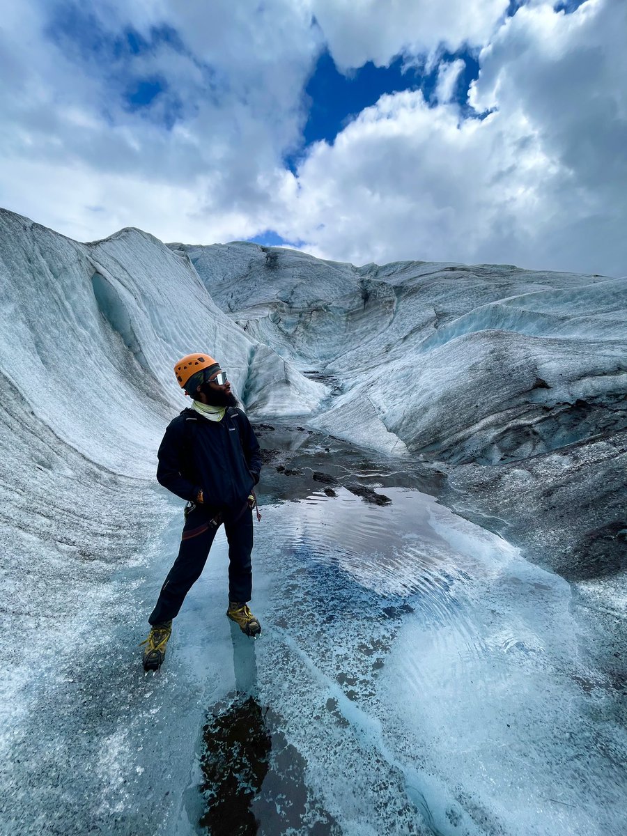 TATISANDIEGO's tweet photo. ๐GLACIAR VATNAJรKULL๐๏ธ๐ฎ๐ธ
#lolkabye #tatiselavive #iceland #islandia #glaciar #travel #adventure #hike #hiking #adreamcometrue #wow #outdoor #mountain #queer https://t.co/cGJLCt61tC