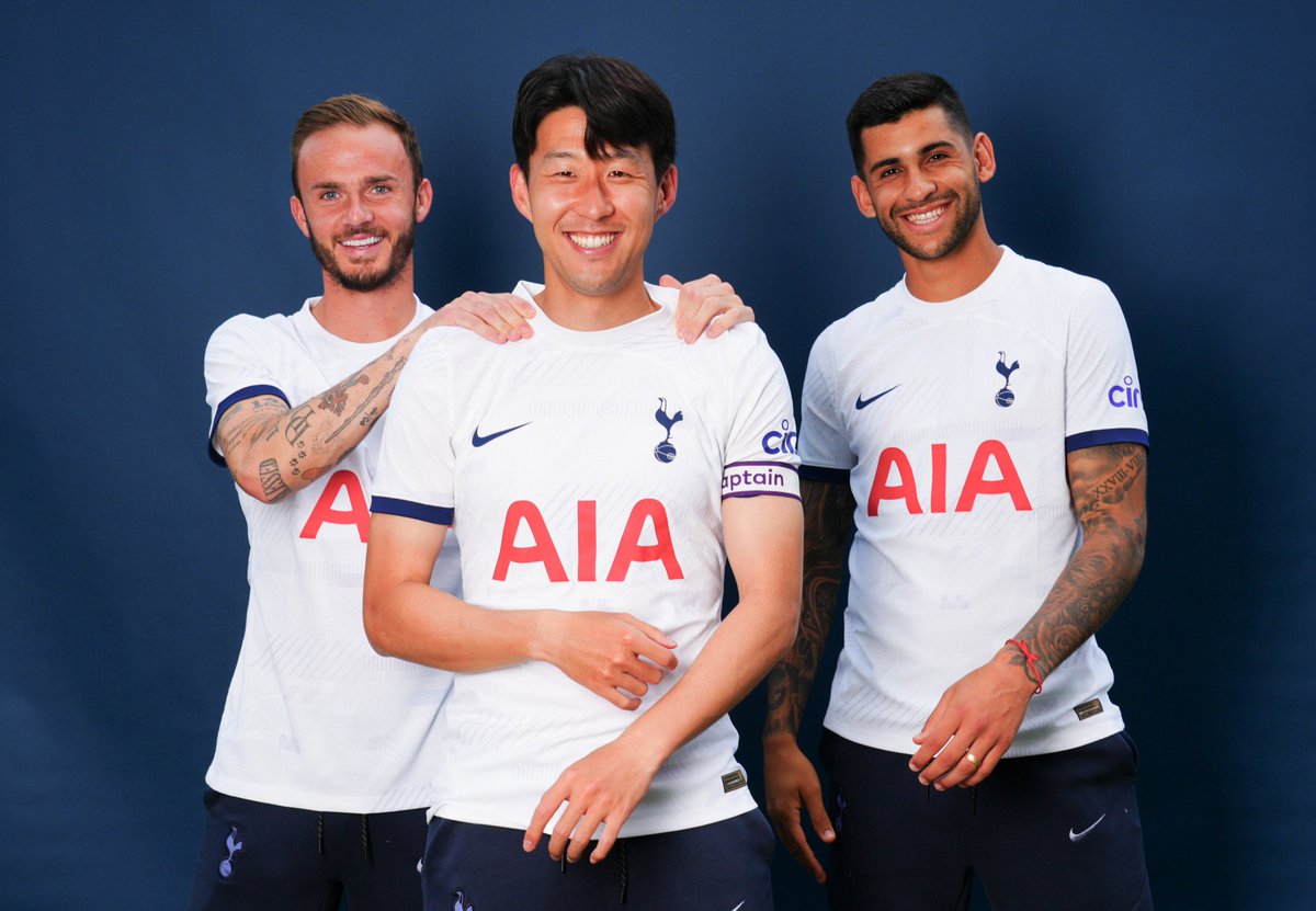 ChrisCowlin's tweet photo. @SpursOfficial Wishing Ange and boys all the very best for the season. #COYS #THFC https://t.co/7mmxpSqola