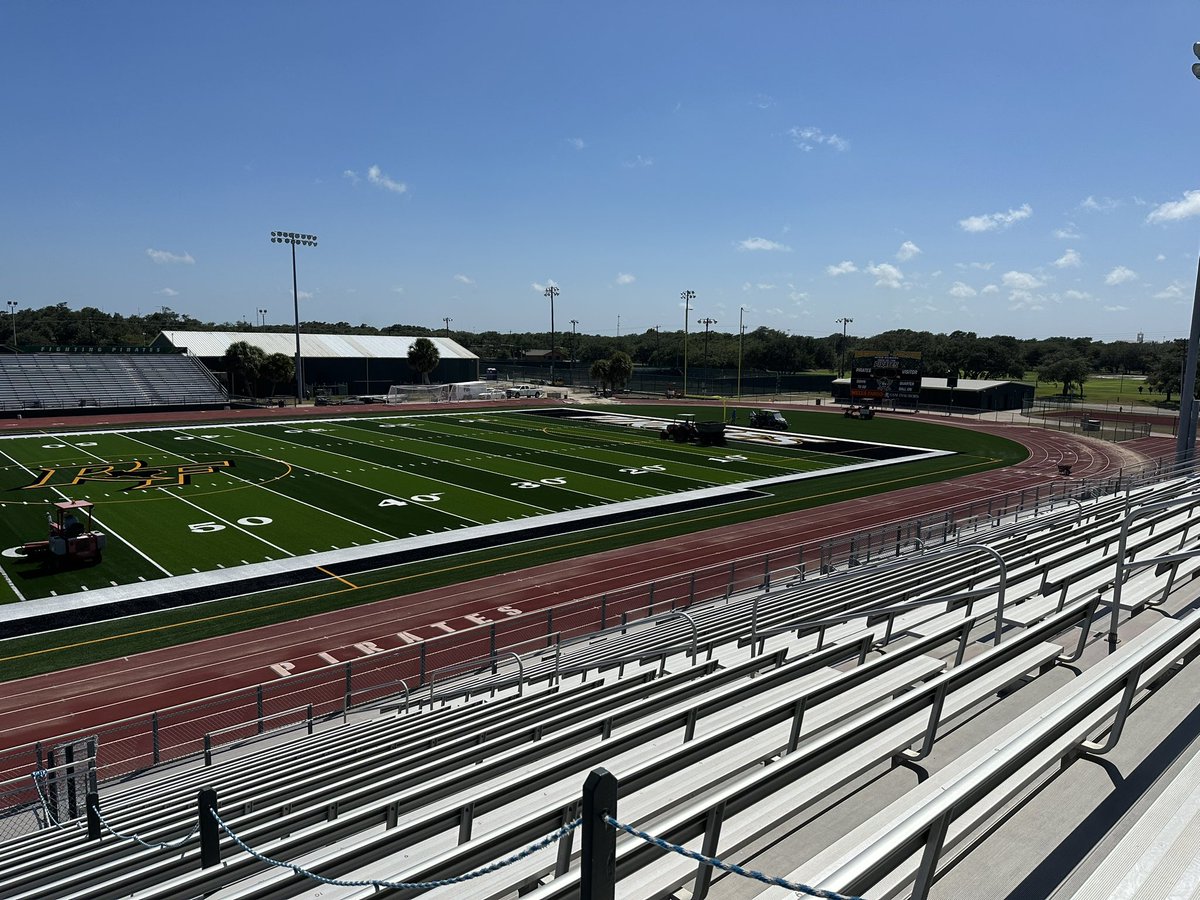 AshleighBible's tweet photo. I’m in awe of our new field @R_FISD. Thank you @CoachBuc_Tim and your hard work to ensure our students will get to experience it on the first day of school! @R_FHSPirates https://t.co/QKCQeWsdrf