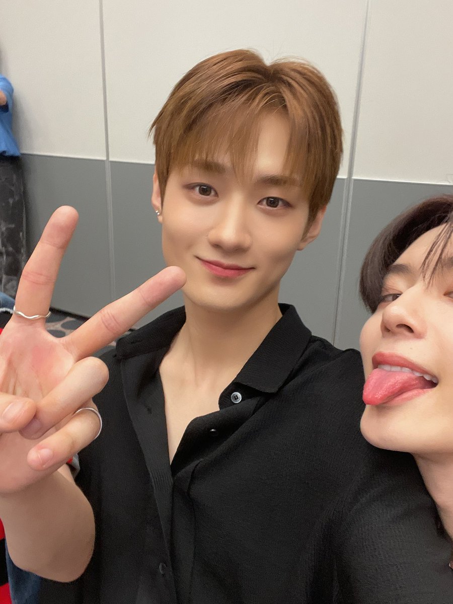 by_verivery's tweet photo. [#용승]       

Thank you for making
good memories, @AnimeMatsuri 💕
See you again :)

#YONGSEUNG #베리베리 #VERIVERY https://t.co/UCas0PHEGM