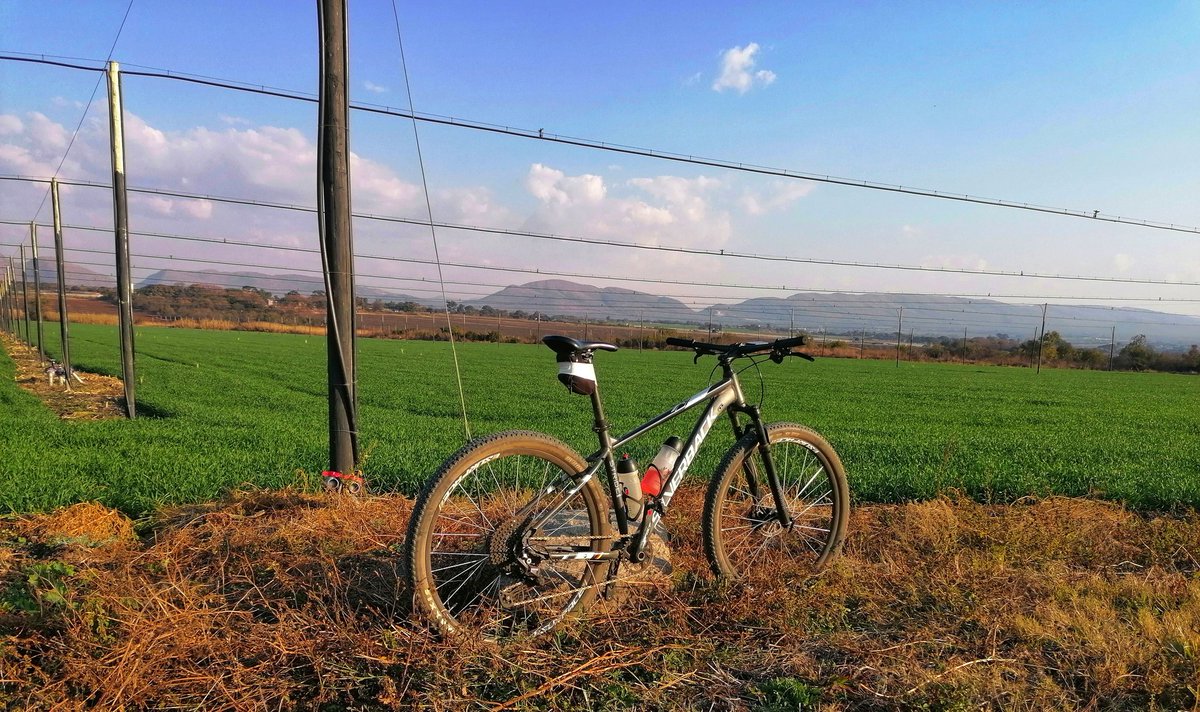 eaglenong's tweet photo. Afternoon MTB Ride 🚴🏾‍♂️🥤 https://t.co/wwXmulz86x