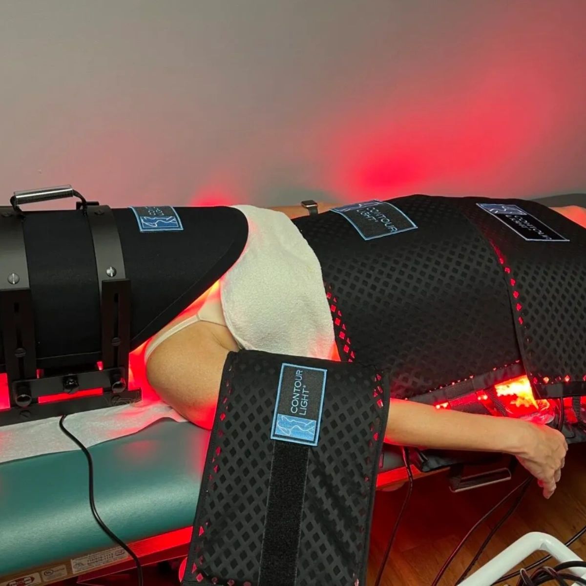 NPFC_Rochester's tweet photo. Looking for ways to manage chronic pain? Red light therapy may be the answer! Studies have shown that red light therapy can reduce inflammation and promote healing. Schedule an appointment with us to learn more. #redlighttherapy #painmanagement #npfamilycare https://t.co/BiT8grDIS5