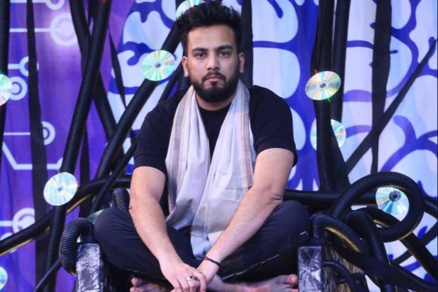 kumarmanohar007's tweet photo. 🚨 ⚡ Most REAL ENTERTAINING PERSON in #BiggBosOTT2 ?? 🚨

Take a Side now😡

#Abhisha  #ManishaRani𓃵   #AliaBhatt
#BiggBossOTT2 #BBOTT2  #PoojaBhatt #JiyaShankar #AbhishekMalhan𓃵  #SalmanKhan #Abhiya #FukraInsaan #ElvishYadav𓃵 #Elvisha #ElvishArmy

Like - manisha  RT - elvish https://t.co/zrBtmaAudU