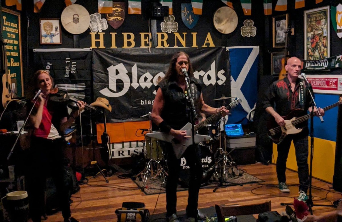 Blaggards's tweet photo. GREAT time at Hibernia last night! Now, coffee and onwards to Hesston KS. 

Photos by Maria Fay Chase - THANK YOU! https://t.co/vcbQtnlBKk