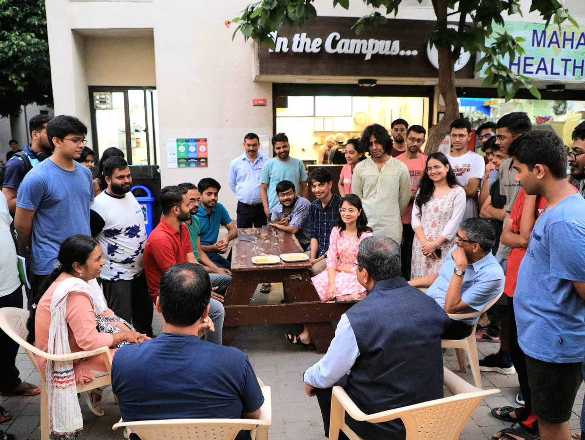 dpradhanbjp's tweet photo. Relived the magical moments of campus life with students of @iitgn. 

Sharing some pictures of a truly memorable day. https://t.co/dR5nL1C7Je