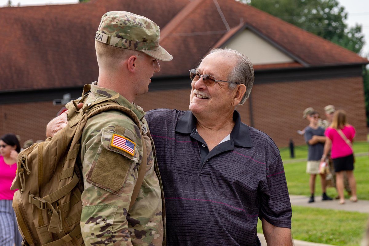 ArmyROTC's tweet image. Celebrate good times 🎵🎉 

9th Regiment #AdvancedCamp Cadets are celebrating Family Day before their upcoming graduation tomorrow! 

What is your favorite part of Family Day? 

#CST2023 

@TRADOC | @CG_ArmyROTC 
@AmandaAzubuike