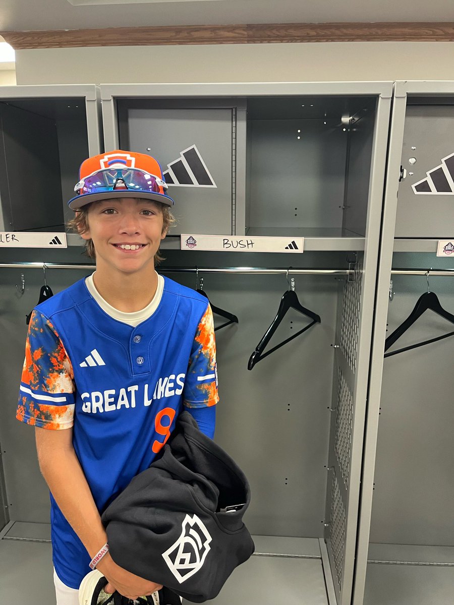 TeamPare4's tweet photo. New Albany LL State and Regional Chanps are busy at Williamsport getting ready for Thursday’s game vs California. New uniforms are looking good!  ⚾️#GoGreatLakesChamps
#HBush#9now
@Reds @CleGuardians @LittleLeague https://t.co/xNQ6gpfRAX