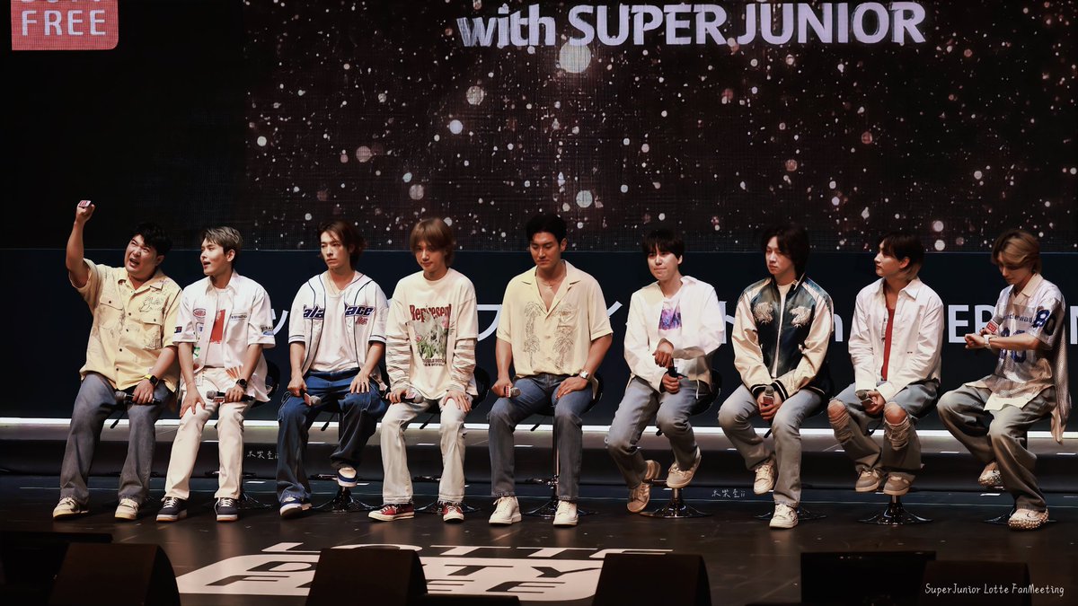 remember when we suppose to get suju ot9 fan meeting last year but sd last minute can’t go bcs he got covid 😭 

          from this (ot8)                     to this (ot9)