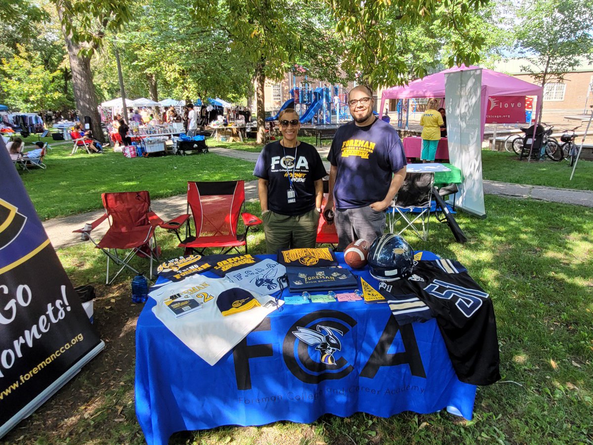 Foreman representing at the SY24 Back to school bash! <a href="/ForemanHS/">ForemanHornets</a> #ForemanPRIDE