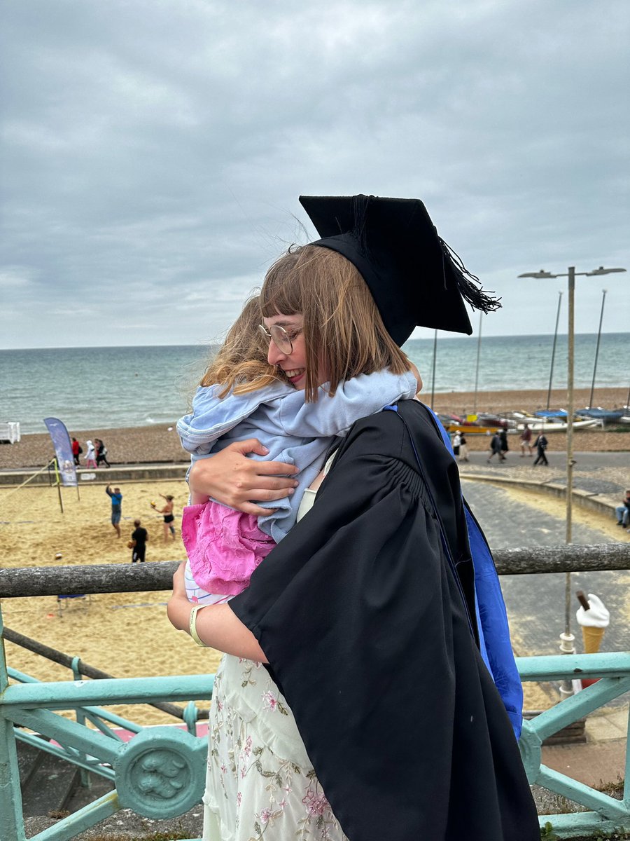 roszihoward's tweet photo. Wild that the pandemic and the need for strikes disrupted my university experience way more than having and raising a child ever did… anyway 💅 #SaveBrightonUni https://t.co/Q2TN7ySvRJ