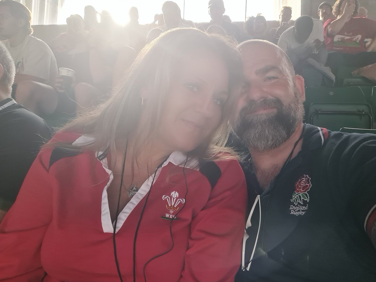 JohnnyDowling10's tweet photo. #matchdayguiness England v Wales whatever happens with the result I'm a winner! @RFU vs @WalesRugby https://t.co/ssoKlsst6P