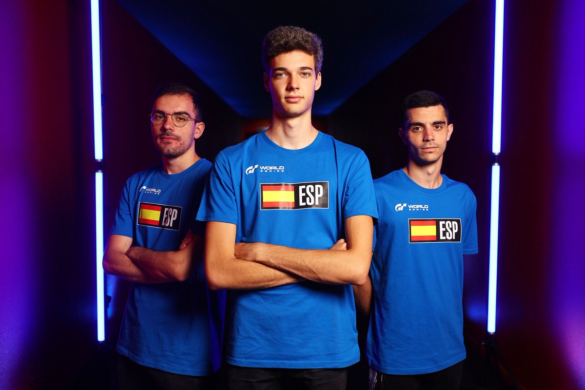 coquelopez14's tweet photo. Empezamos en nada con la Copa de Naciones en el Showdown de Amsterdam🙌🏻😁

P4 en Qualy para Josete, que ahora lo dará todo en la Sprint Race para decidir la posición de salida de la Gran Final🫣

Vamos a por todas💪🏻🤩

Enlace👇🏻

https://t.co/AuSBf6W1iY https://t.co/m28UJOOKQG