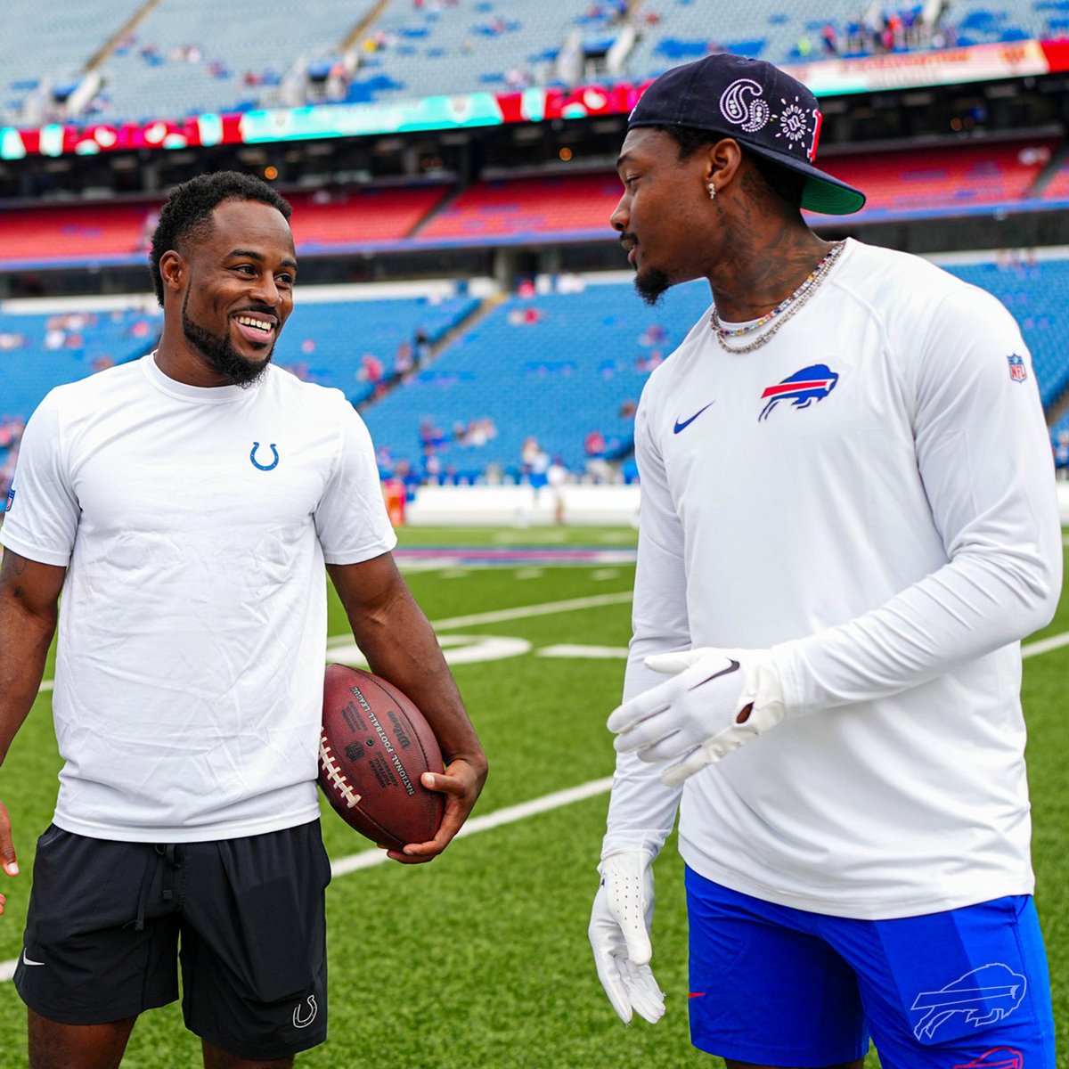 BuffaloBills's tweet photo. We can't get away from this guy.

Welcome back, @_IsaiahMcKenzie. 😁 #INDvsBUF https://t.co/JdHvnZJ7db