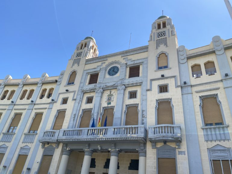 cope_melilla's tweet photo. 🔵 @PymesMelilla se reunirá con Juan José Imbroda para exigirle al próximo Gobierno central la «modificación» del Real Decreto-Ley que elimina la bonificación a la Seguridad Social

https://t.co/fAHQGdfevz https://t.co/trxM7fza1H