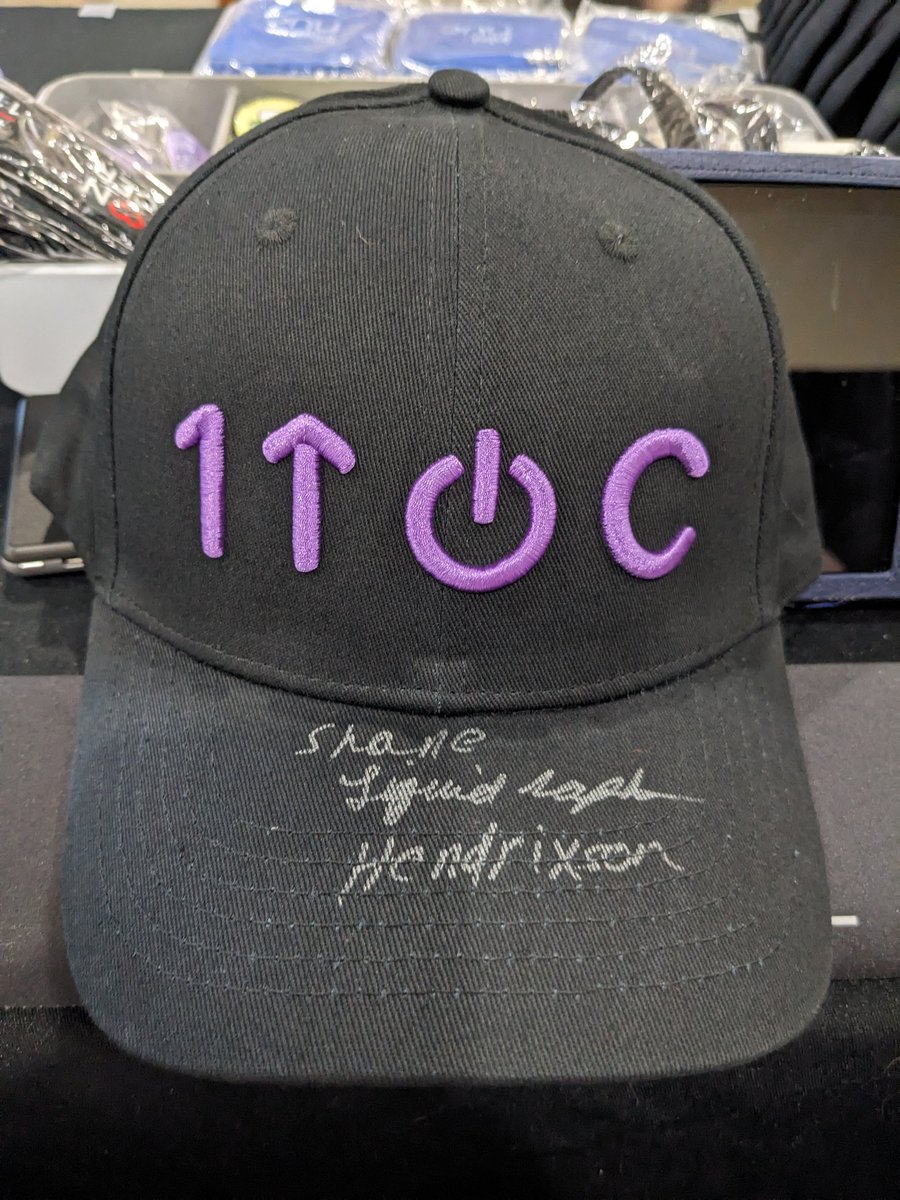 1UpOnCancer's tweet photo. Congratulations to @TeamLiquid @liquidrapha for making @QuakeCon #Quakefinals!
Rapha himself signed 4 of our hats! If you want a hat come to our booth, make a contribution and mention Rapha and you'll get a free hat!
Be quick, they will run out fast! We are next to @Alienware. https://t.co/91EULwktnj