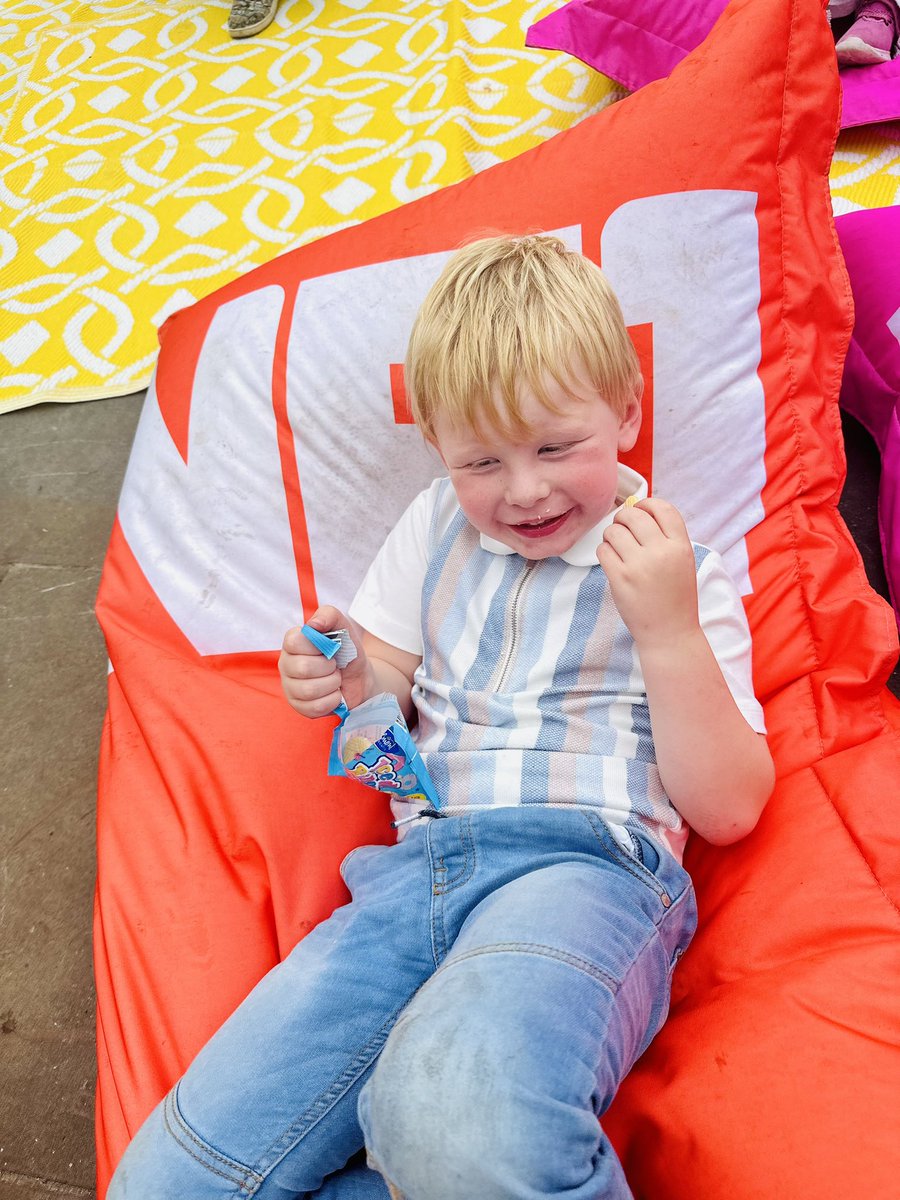 Had the grand total of 25 minutes to spend with little legs in the city this week to show him what mama does day-to-day… Christoff approves