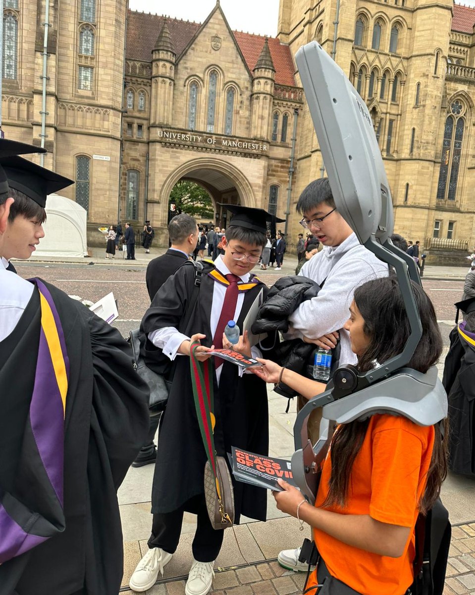 It has been great to see the celebration of so many of you this summer! Here's the Student Group Claim who came to say hi at the University of Manchester this graduation season.

Visit studentgroupclaim.co.uk and sign up today! 
#HelloUoM #universityofmanchester #classof2023