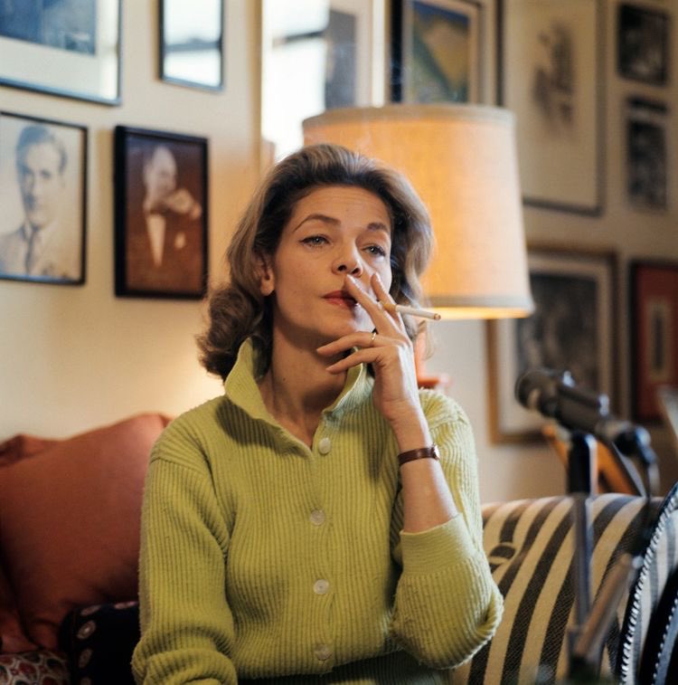 bitter69uk's tweet photo. 1/ Died on this day: that ineffably feline and insolent Siamese cat-in-human-form, smoky-eyed Golden Age Hollywood leading lady Lauren Bacall (née Betty Joan Perske, 16 September 1924 – 12 August 2014). #laurenbacall #LobotomyRoom #scarydiva #oldhollywood #goldenagehollywood https://t.co/O7LH39vgC0