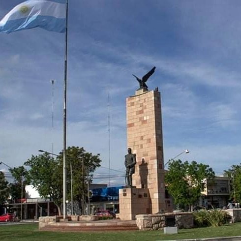 PatryCereso's tweet photo. Feliz Aniversario #GeneralAlvear.!! Felices 109 años..!!

#DesarrolloTerritorial_UNCuyo
#Áreadevinculación #uncuyo #aniversario #Mendoza https://t.co/srKm5M1hal
