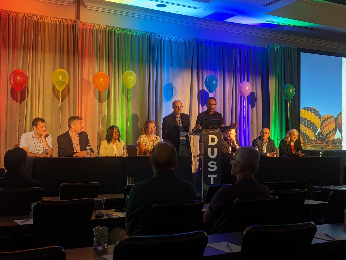 NatRevUrol's tweet photo. It's time for the highlight of the @dustcme meeting & The Balloon Debate! A group of phenomenal experts to argue in a complicated system that I don't understand 😆 Maybe it's the jetlag?! Excited to see who comes out on top! #DUST23 https://t.co/FrOOTjRqFE