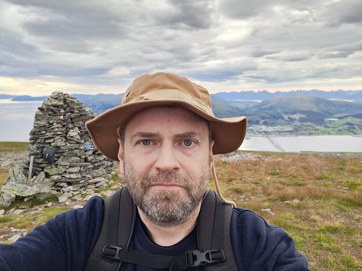 Sháman Olsen 🇺🇦🏳️‍🌈🏳️‍⚧️ tweet media