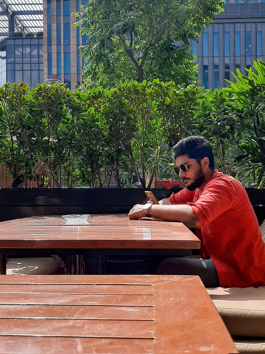 Queshahamad's tweet photo. "Slaying the day with style✨ #FitnessFinesse"
@imVkohli
@WorldmarkDelhi
#OOTD #red #candid #photograghy #photooftheday #picoftheday #candidshot #one8commune #ViratKohli #worldmark #aerocity #fashion #style #Love #Peace #lifestyle #explore #life #Trending #TwitterX #newpost https://t.co/dX3pNTkGCL