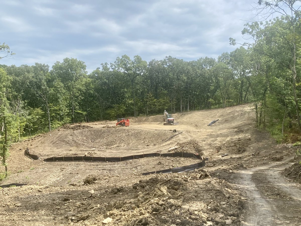 Drainage going in on #4 green on the new par 3 at Oakwood CC. Finished up #3 green early this morning.   Another productive week from the crew and ⁦<a href="/omajohnc/">John Christiansen</a>⁩. Just need dry weather. #alwaysgrinding