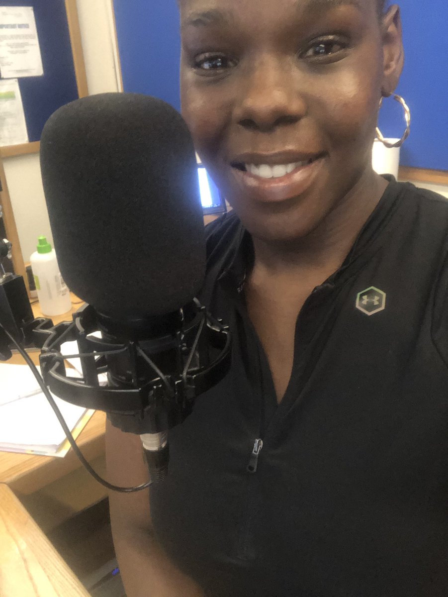 edwards_keesha's tweet photo. Join me on Vibrant Vibes Radio Show NOW until 8pm - Live in the @Unity101FM studio. 
We’re playing Dancehall, Afrobeat &amp; Reggae lhttps://unity101.org/listen-to-live/ https://t.co/2v9a0pgqjt