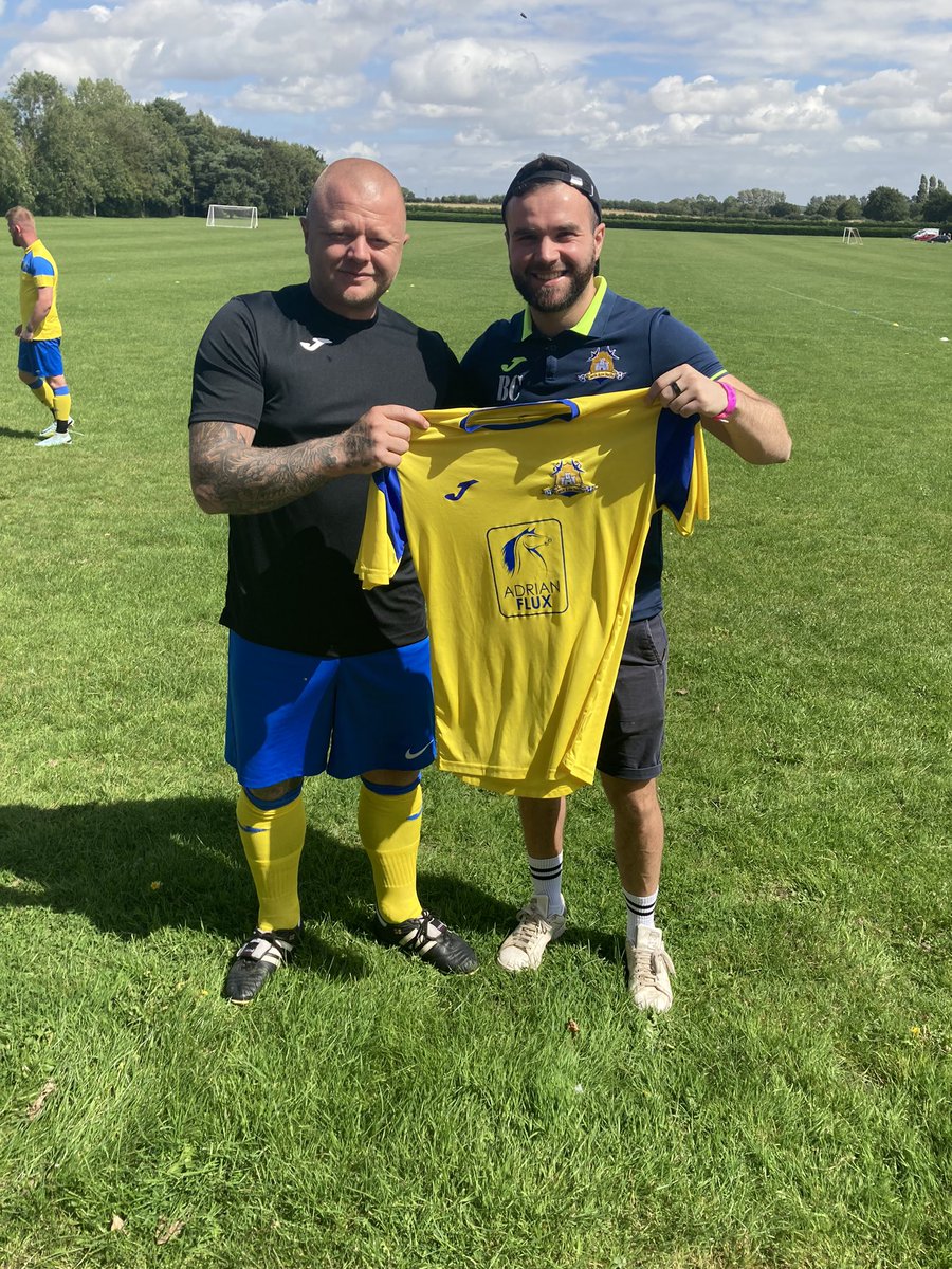 CA Swifts FC 🏰 (@castleacrefc) on Twitter photo 📣📣New Signing announcement 📣📣
<a href="/cfcwoody1985/">Stuart Woodcock</a> signs!!
The Gaffa has got his man!
Guaranteed Goals and Assists.
He’s had a class pre season with the Acre Ressies side and the boys are very happy to have him on board.
Bagged another 2 ⚽️ today.
#uptheacre
H 📣📣New Signing announcement 📣📣
<a href="/cfcwoody1985/">Stuart Woodcock</a> signs!!
The Gaffa has got his man!
Guaranteed Goals and Assists.
He’s had a class pre season with the Acre Ressies side and the boys are very happy to have him on board.
Bagged another 2 ⚽️ today.
#uptheacre
H