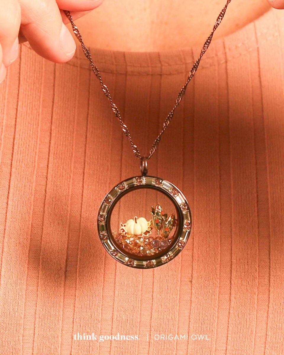 suzyemre's tweet photo. It may not feel like fall outside, but I can wear my fall collection items anytime!!! A beautiful collection. I'm loving the warm colors!
https://t.co/nA4627lft6
#ThinkGoodness #OrigamiOwl #FallCollection https://t.co/7MdRs4rzfp