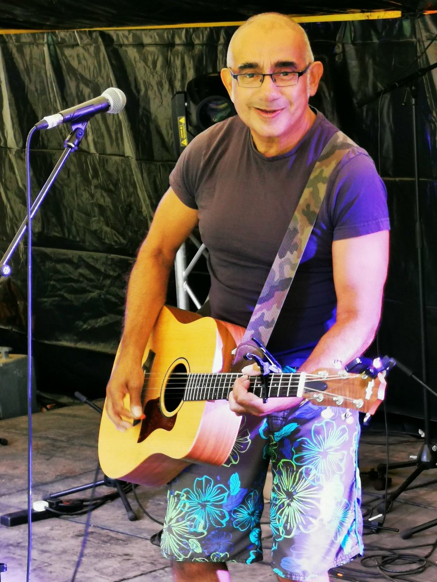 Arup the Blissett is on our Garden Stage at the moment <a href="/DDDownOnTheFarm/">Down On The Farm</a>