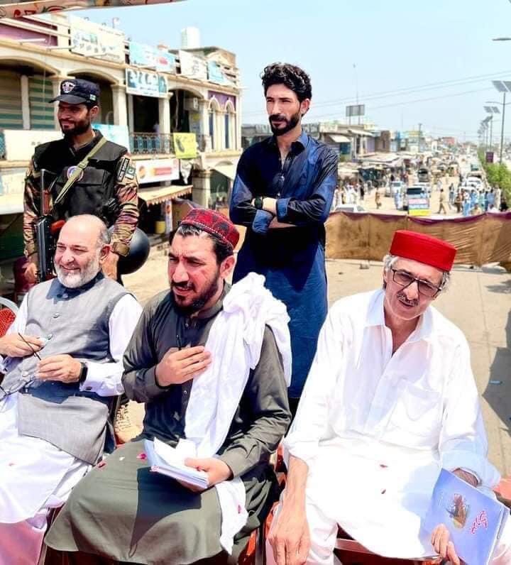 SanaYousafzai9's tweet photo. Unity among Pashtun leadership is the need of the hour.
@SenatorMushtaq @ManzoorPashteen @babaksardar https://t.co/g0Fi7XCkXk