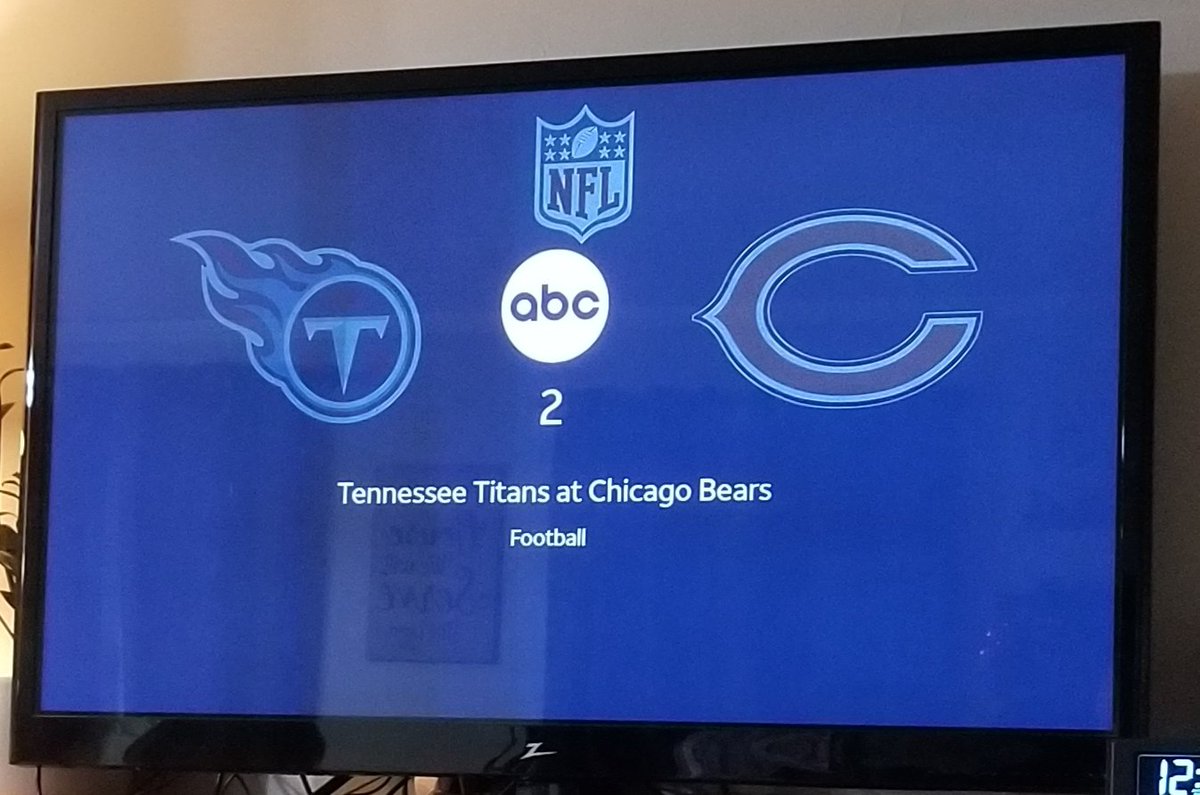 CoachHouse14's tweet photo. Not a good look @ATT. The @Titans game started just fine on @nflnetwork and then it directed back to the local channel @WKRN, which you haven't come to an agreement with. 👎 FIO or just let me watch it on @nflnetwork https://t.co/SUoziPPMnN