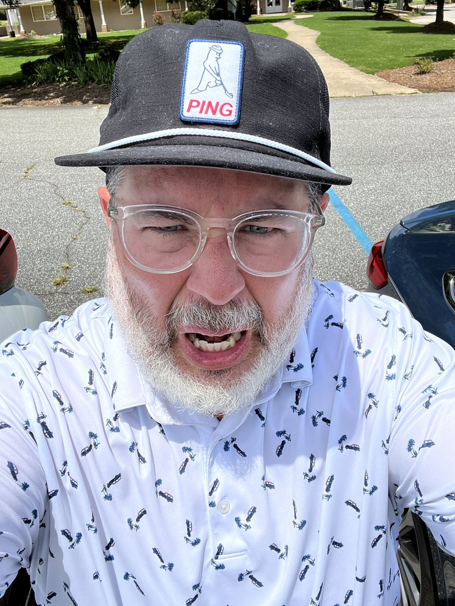 michael_bayne's tweet photo. What I felt like after walking 9 in in this 92 degree SC humidity filled weather. #lglg #latesummerrun https://t.co/JAzjSexwPL