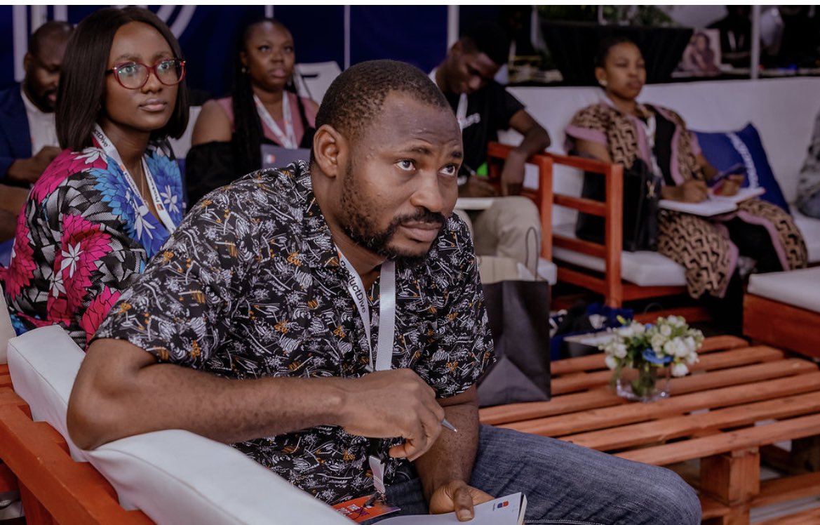 ProductDive's tweet photo. We are elevating our product perspective as @thegracesamuel , head of product at @KyshiCo unravels the art of 'Product Leadership, during Practical Product Workshop at The DIVE 2023.

#TheDIVE2023 https://t.co/75WCj5Aegs