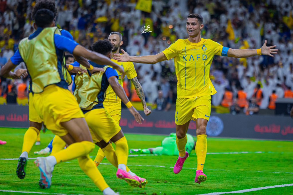 EU TE AMO, CRISTIANO RONALDO. OBRIGADO POR EXISTIR E POR SER O MELHOR! 🐐