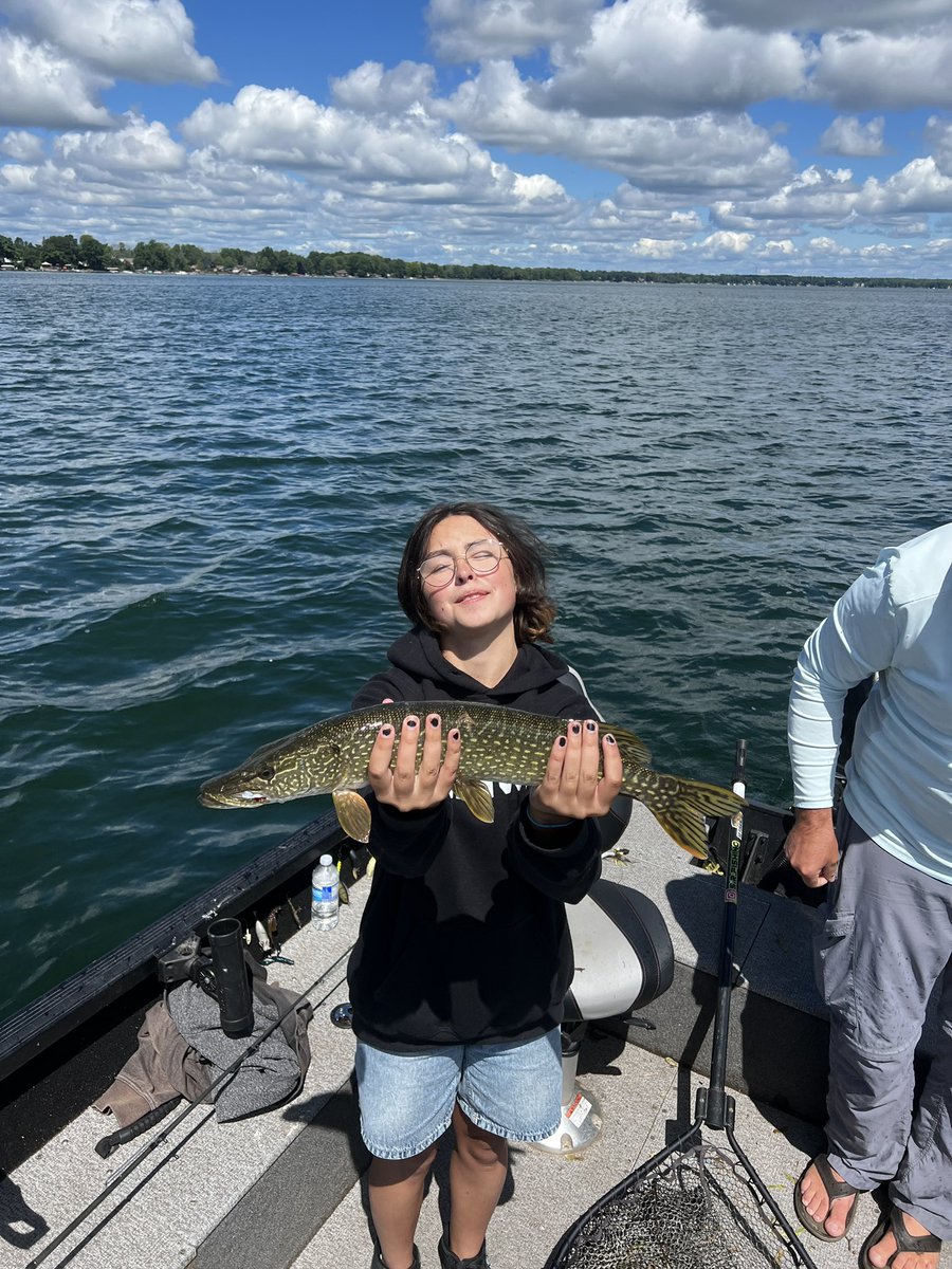 vJEFFD's tweet photo. @vmware EPIC2 day off yesterday and made a Father / Daughter day off
she has taken the role of best angler in our house … and it’s not even close !!
18 fish in the boat 11 by The kid !!

Shout out to SR fishing in Orillia for. Great day in the water.
@SteveRowbothamfishing https://t.co/VQ72rUl8lq