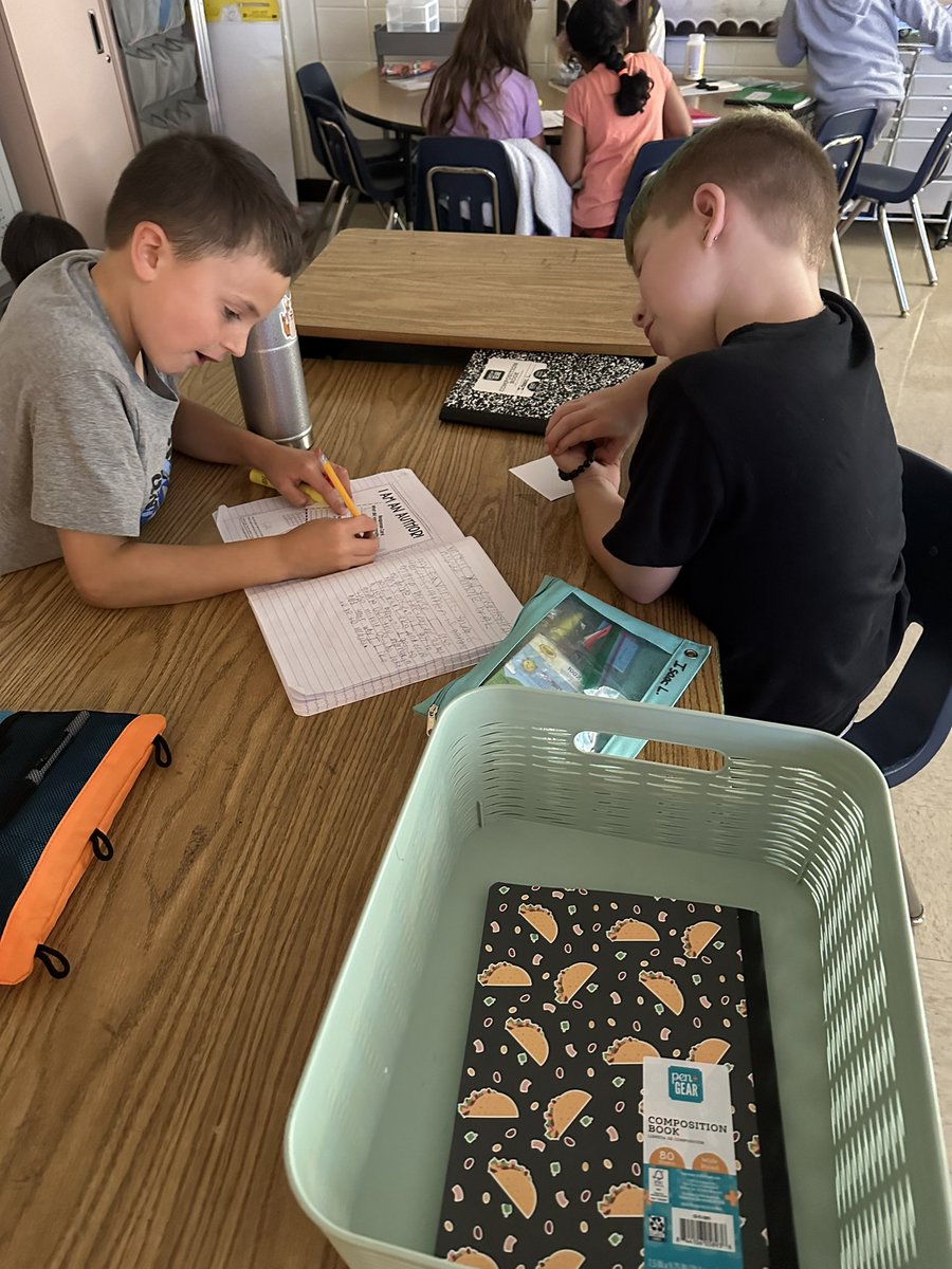 waver_erin's tweet photo. We have been working hard on our writing stamina! This week students partnered up and shared their writing! I loved seeing all the sweet things they said about each other’s writing. 💛💙@Bostonkidscount https://t.co/9WY3BZfn1m