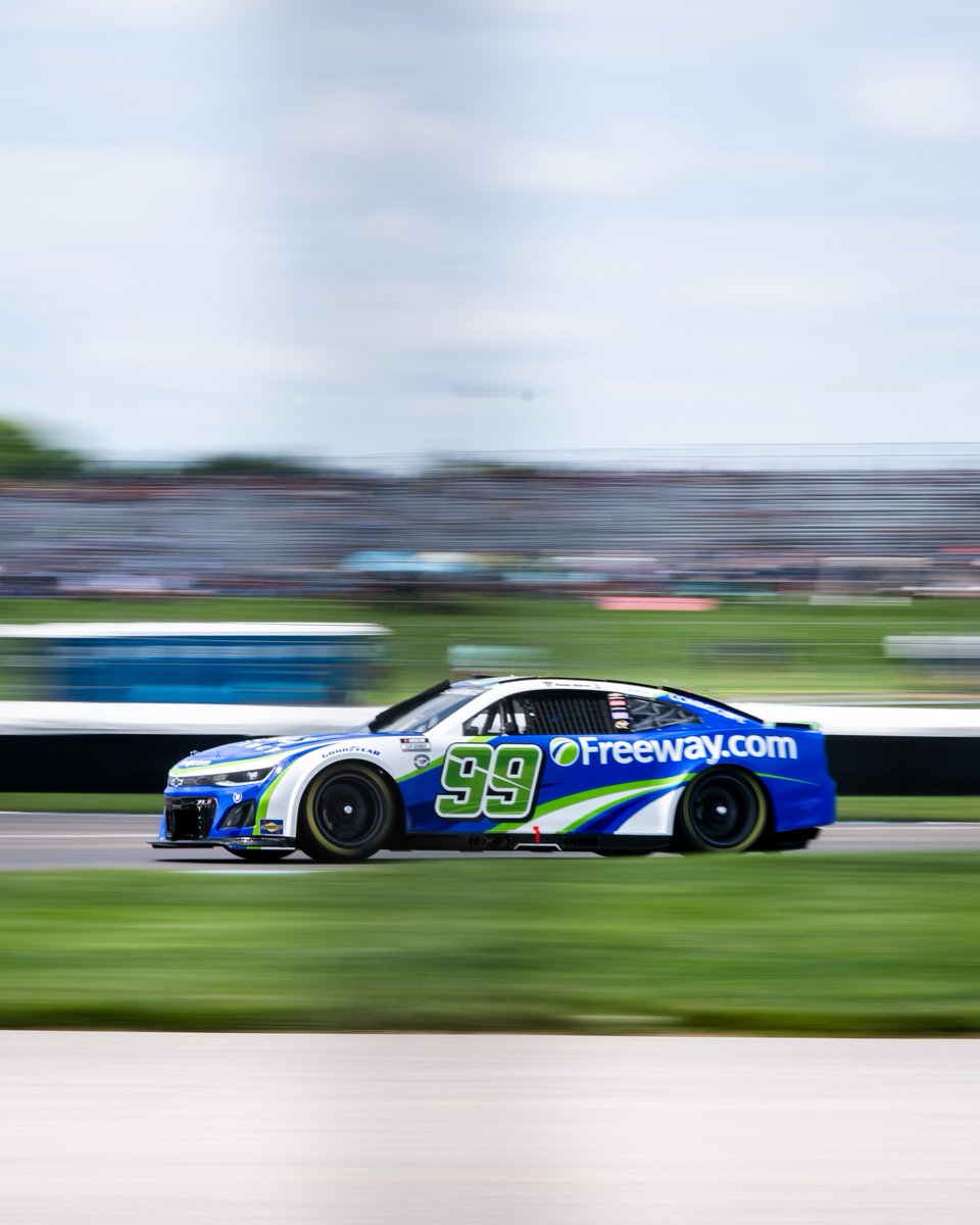 He'll lead them to the green tomorrow.