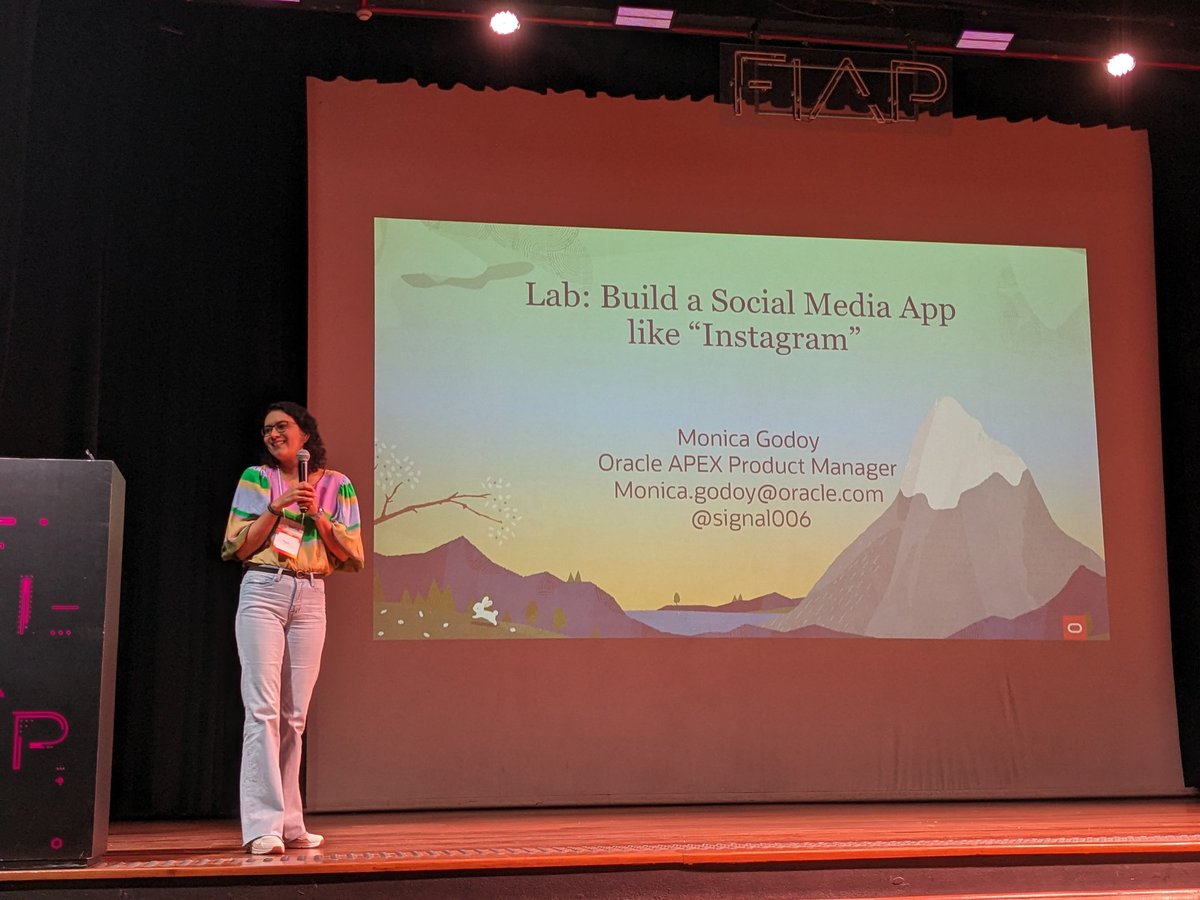 Mirela_RoOUG's tweet image. The joy of talking about #orclapex
@signal006 on #LatamTour2023 stage at #GUOB