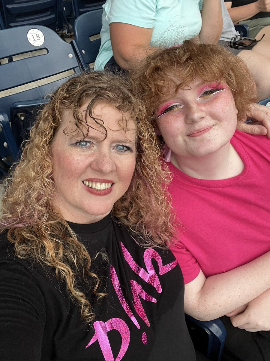 RhonaKerr's tweet photo. Took my daughter to her first @Pink concert in DC. Thanks Pink for putting on an amazing performance in the rain and not letting a tornado or the lightening stop you from flying! No one puts on a better show than P!nk! https://t.co/UrE8lzPdnQ