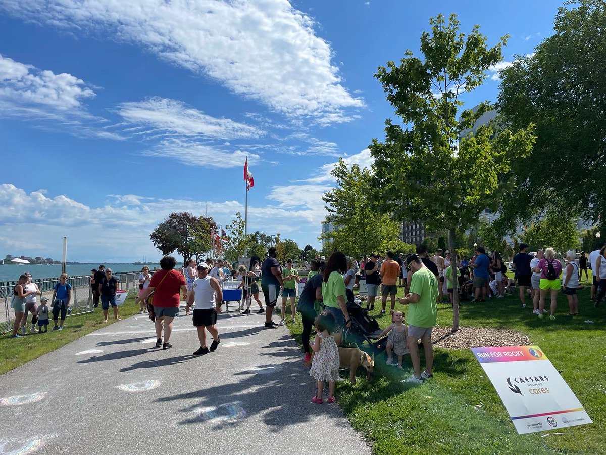 AM800CKLW's tweet photo. What an incredible turn out at @runforrocky this morning, raising funds for Gay Straight Alliances across Windsor-Essex and raising awareness! ✨
#runforrocky https://t.co/GF1fsS5O5W