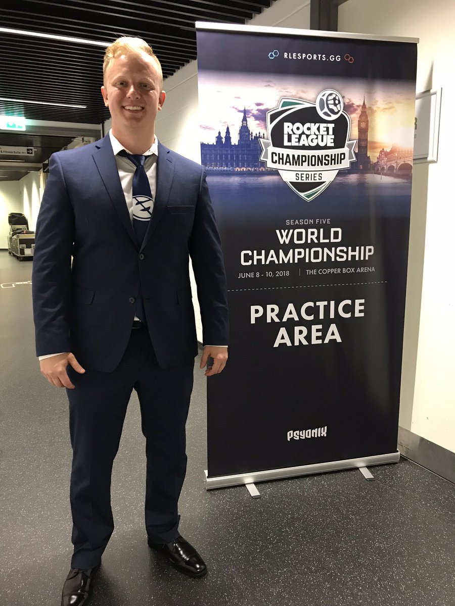 Fireworks tweet media