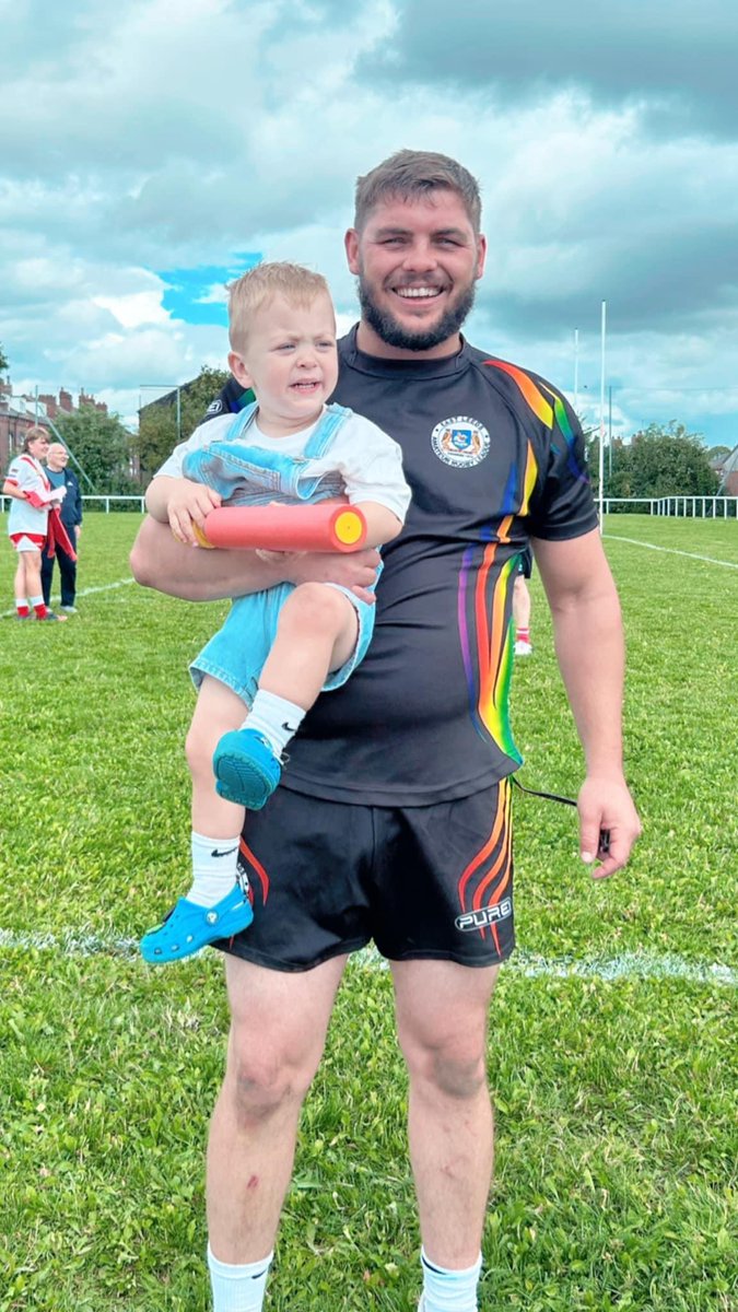wignal_mandy's tweet photo. Two of my lads playing back at there old club for a good cause 
Very proud of you both https://t.co/iu8iXmuks2